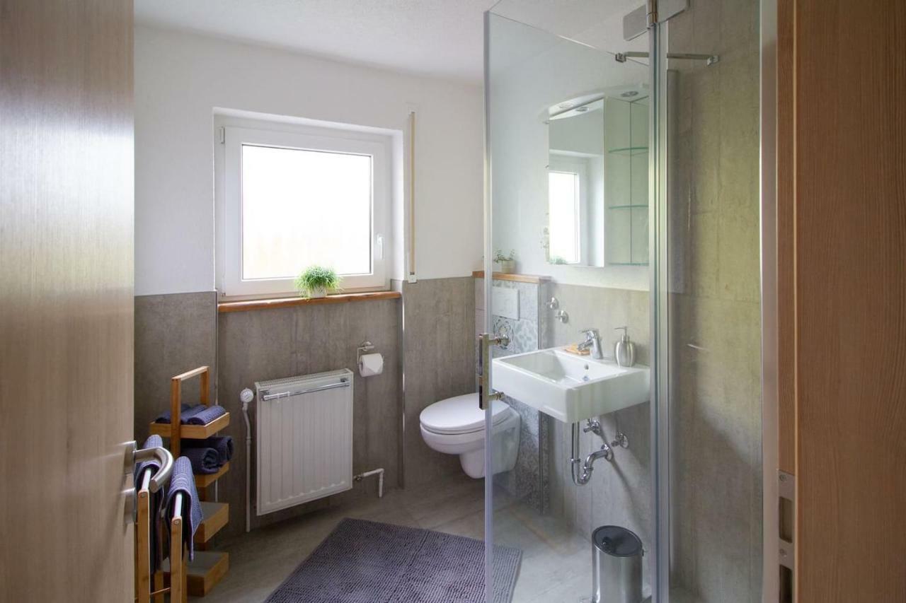 Schoene Und Helle Ferienwohnung In Pfaffenweiler Villingen-Schwenningen Esterno foto